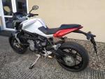 Klikněte pro detailní foto č. 3 - MV Agusta Brutale 800