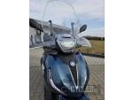 Klikněte pro detailní foto č. 11 - Piaggio Beverly 400