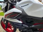 Klikněte pro detailní foto č. 10 - Kawasaki Z 500 SE Pearl Blizzard White 2026