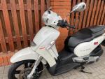 Klikněte pro detailní foto č. 11 - Aprilia Scarabeo 300 Light