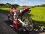 Klikněte pro detailní foto č. 6 - Ducati DESMO 450 MX Cairoli Design