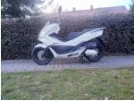 Klikněte pro detailní foto č. 1 - Honda PCX 125