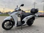 Klikněte pro detailní foto č. 4 - Honda SH 350 i s el. kufrem Honda 35L