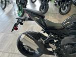 Klikněte pro detailní foto č. 12 - Kawasaki ZX-4R Ninja 2026