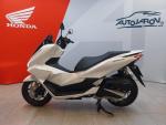 Klikněte pro detailní foto č. 4 - Honda PCX 125
