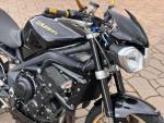 Klikněte pro detailní foto č. 8 - Triumph Street Triple 675 R