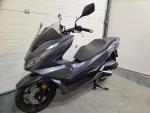 Klikněte pro detailní foto č. 9 - Honda PCX 125