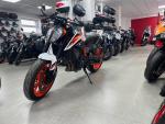 Klikněte pro detailní foto č. 2 - KTM 890 Duke R