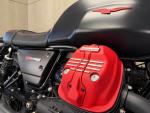 Klikněte pro detailní foto č. 8 - Moto Guzzi V7 III Carbon ABS - LIMITOVANÁ EDICE / ČR / 1. MAJ / SUPER CENA