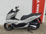 Klikněte pro detailní foto č. 4 - Honda PCX 125