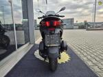 Klikněte pro detailní foto č. 5 - Piaggio MP3 300 Deep Black