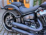 Klikněte pro detailní foto č. 10 - Harley-Davidson FXBRS Softail Breakout 114 cui - doplňky za 150 000,-