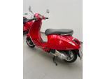 Klikněte pro detailní foto č. 3 - Vespa Primavera 125 červená