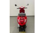 Klikněte pro detailní foto č. 4 - Vespa Primavera 125 červená