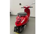 Klikněte pro detailní foto č. 5 - Vespa Primavera 125 červená