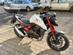 Klikněte pro detailní foto č. 1 - Honda CB 750 Hornet
