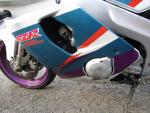 Klikněte pro detailní foto č. 9 - Yamaha FZR 600 R
