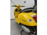 Klikněte pro detailní foto č. 8 - Vespa GTS 300 SS žlutá