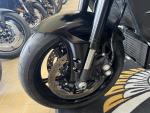 Klikněte pro detailní foto č. 5 - Yamaha MT-10 Tech Black