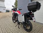 Klikněte pro detailní foto č. 4 - Honda CRF 1000 L Africa Twin ABS Manual
