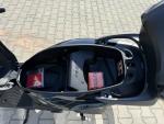 Klikněte pro detailní foto č. 8 - Honda SH 125i s el. kufrem Honda 35L