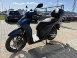 Klikněte pro detailní foto č. 4 - Honda SH 125i s el. kufrem Honda 35L