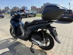 Klikněte pro detailní foto č. 5 - Honda SH 125i s el. kufrem Honda 35L