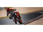 Klikněte pro detailní foto č. 6 - KTM 990 Duke R 2026 - skladem - záruka 4 roky