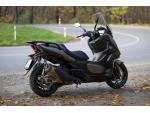 Klikněte pro detailní foto č. 4 - QJ Motor Fort 350, Konektivita s chytrými telefony + navigace