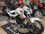Klikněte pro detailní foto č. 2 - Honda CB 125 F 4800 km CZ