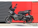 Klikněte pro detailní foto č. 8 - Aprilia SR GT 125, Financování bez navýšení