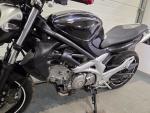 Klikněte pro detailní foto č. 13 - Suzuki SFV 650 Gladius - po velkém servisu
