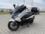 Klikněte pro detailní foto č. 4 - Honda Forza 350 s el. kufrem Honda 45L