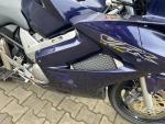 Klikněte pro detailní foto č. 11 - Honda VFR 800