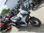 Klikněte pro detailní foto č. 5 - Aprilia SR GT 400