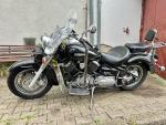 Klikněte pro detailní foto č. 2 - Yamaha XVS 1100 A DragStar Classic