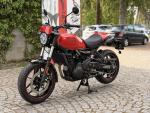Klikněte pro detailní foto č. 4 - Royal Enfield Guerrilla 450 - APEX RED (Novinka)