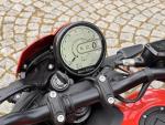Klikněte pro detailní foto č. 9 - Royal Enfield Guerrilla 450 - APEX RED (Novinka)