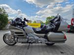Klikněte pro detailní foto č. 8 - Honda GL1800 Gold Wing