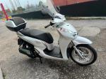 Klikněte pro detailní foto č. 4 - Honda SH 300i  ABS (2017) TOP stav