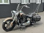 Klikněte pro detailní foto č. 2 - Harley-Davidson FLST Heritage Softail