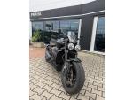 Klikněte pro detailní foto č. 2 - Triumph Rocket 3 Storm GT