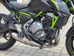 Klikněte pro detailní foto č. 11 - Kawasaki Z 650, padací rámy, plexi, páčky, sedlo, držák RZ