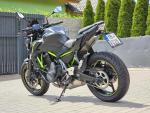 Klikněte pro detailní foto č. 7 - Kawasaki Z 650, padací rámy, plexi, páčky, sedlo, držák RZ
