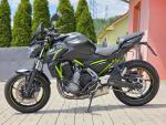 Klikněte pro detailní foto č. 8 - Kawasaki Z 650, padací rámy, plexi, páčky, sedlo, držák RZ