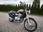 Klikněte pro detailní foto č. 2 - Triumph Thunderbird Sport