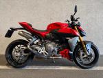 Klikněte pro detailní foto č. 1 - Ducati Streetfighter V2 S
