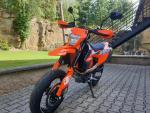 Klikněte pro detailní foto č. 2 - KTM 690 SMC-R - TOP STAV ZÁNOVNÍ MOTO 3600 KM - DPH