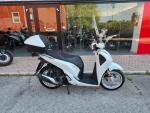 Klikněte pro detailní foto č. 1 - Honda SH 125i ABS (2019) nádherná