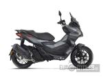 Klikněte pro detailní foto č. 2 - Aprilia SR GT 125, sleva končí 30.6.